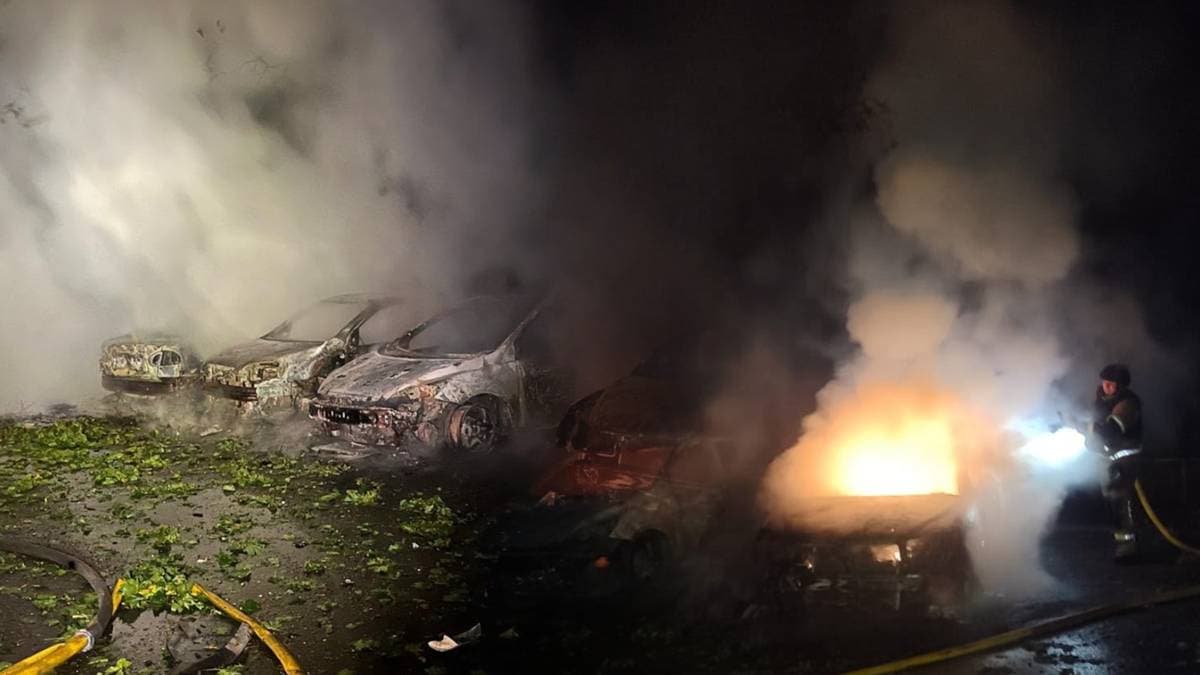 Kijów pod ostrzałem. Rakiety i drony nad miastem