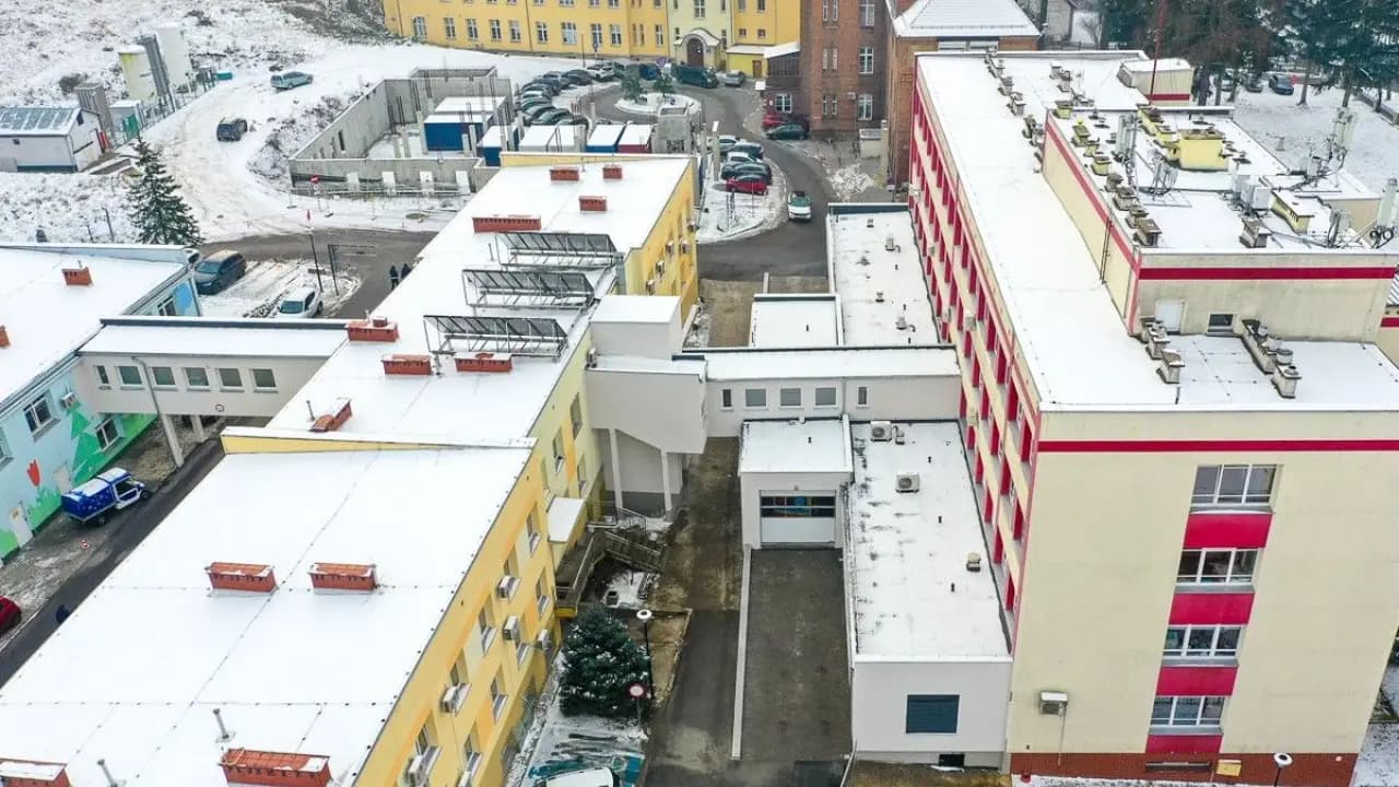 Starosta zabrał głos ws. szpitala w Bolesławcu. Kontrola, wyjaśnienia i opinie prawników