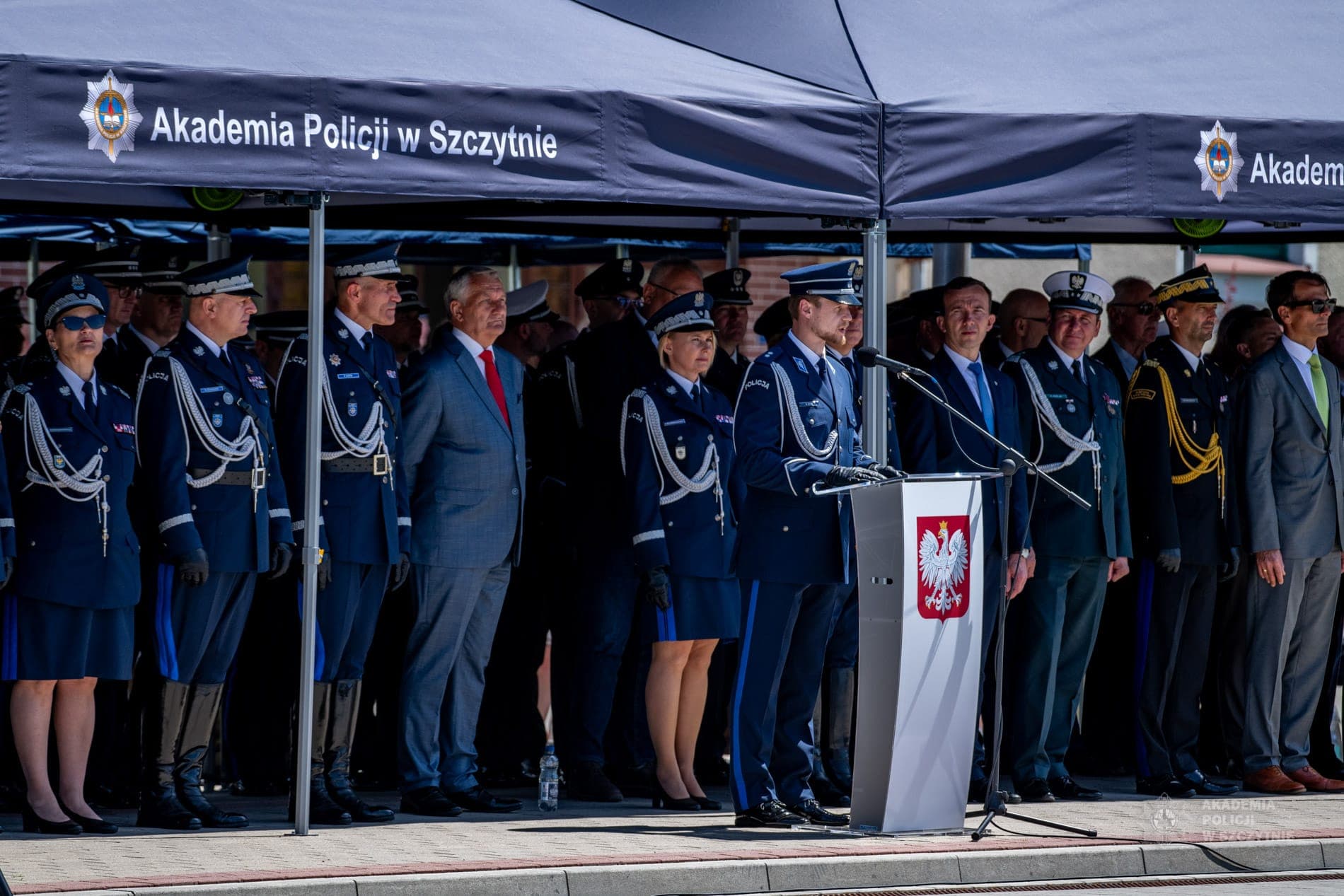 Generalskie szable i jasielski akcent. Podkomisarz Daniel Lelko przemawiał w imieniu 501 awansowanych
