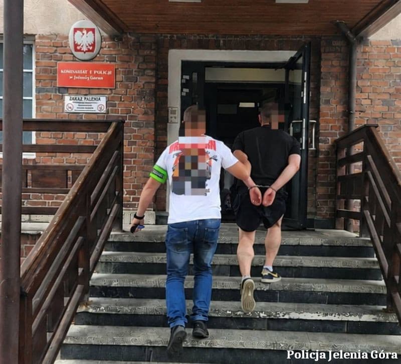 Z wizyty towarzyskiej wyszedł z… pralką. Nietypowa kradzież w jeleniogórskim apartamencie