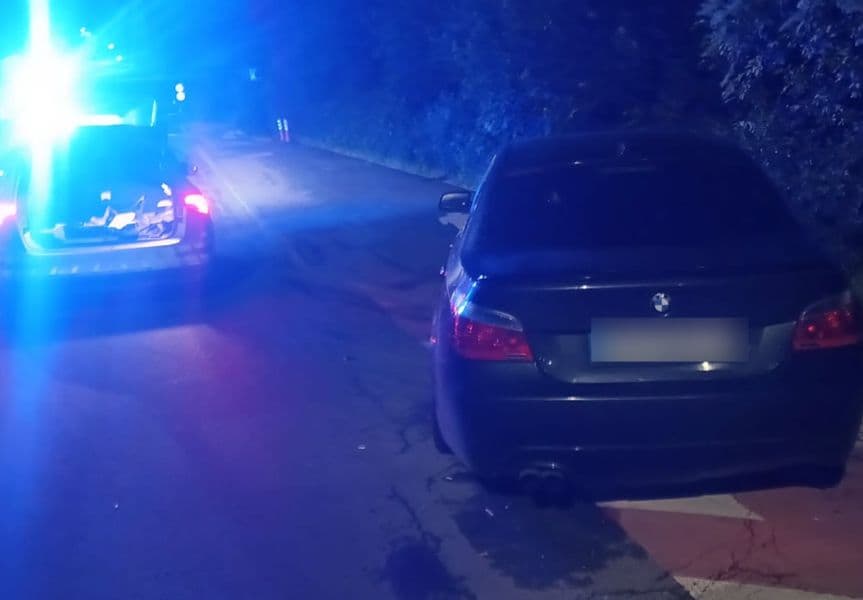 Kompletnie pijany 21-latek zatrzymany w środku nocy. Miał blisko 2,5 promila i stracił samochód!