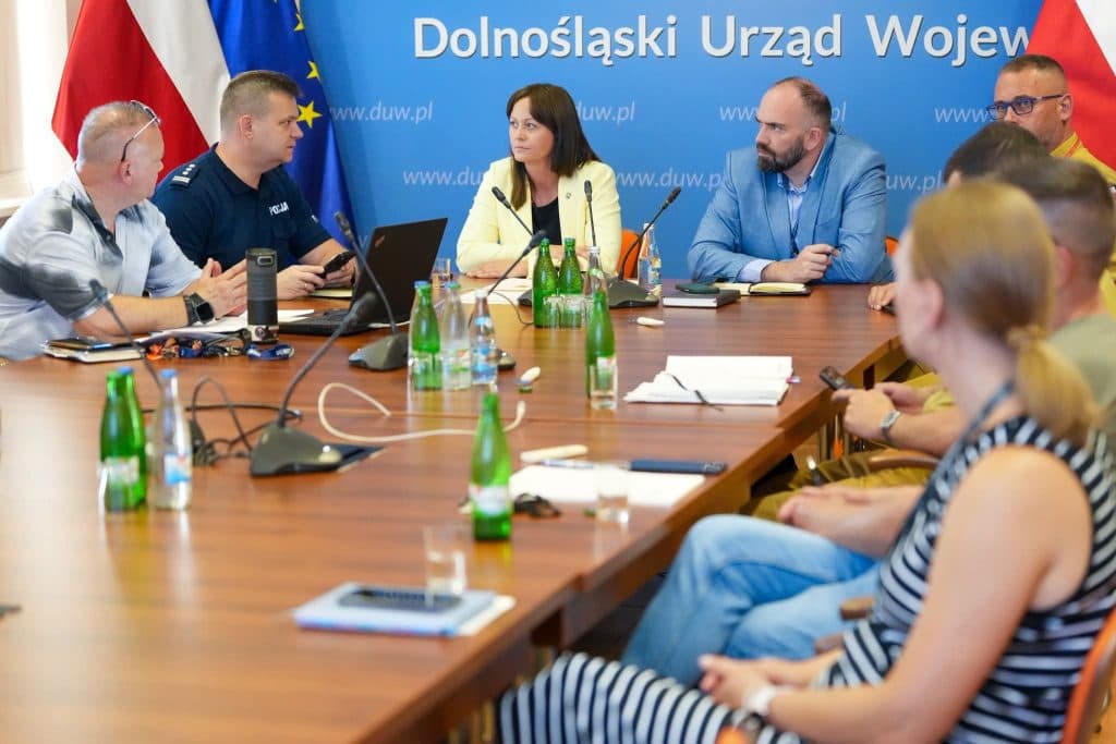 Trzeci stopień ostrzeżenia przed upałem. IMGW: do 42°C w weekend