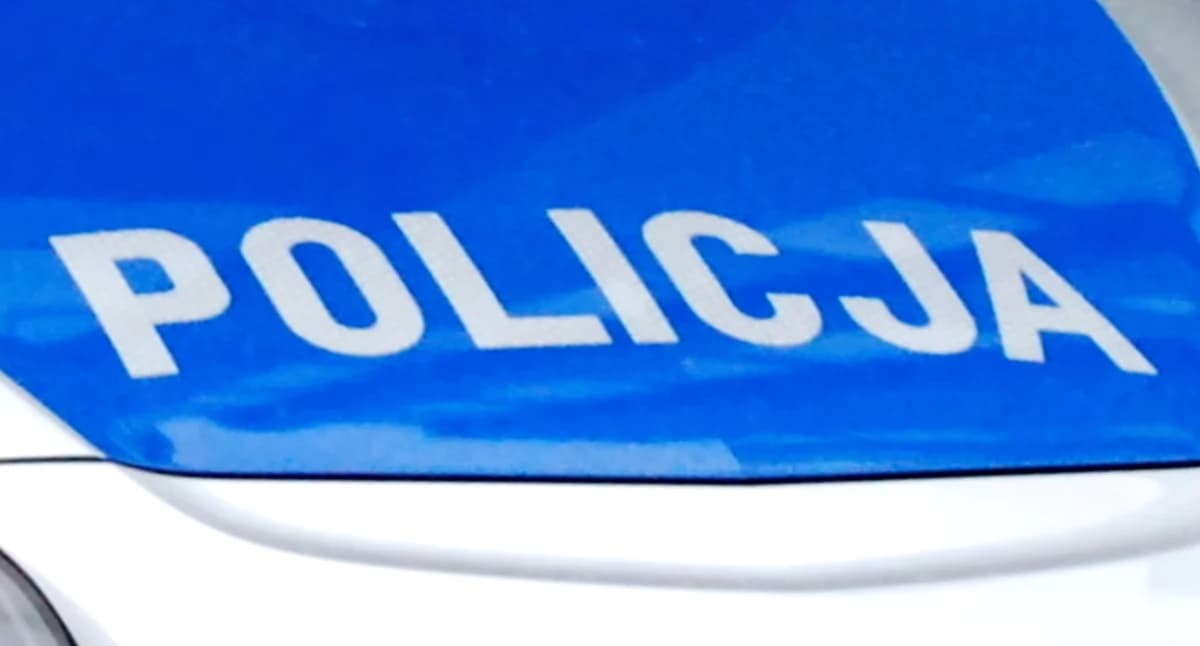 RADOSZYCE. Pieszy po dobrej wódce wpadł pod skuterek. Kierowca skuterka w szpitalu