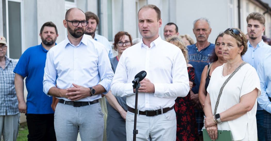 „Nie złożymy broni”. Konfederacja w obronie Szpitala Powiatowego w Lesku [VIDEO, ZDJĘCIA]