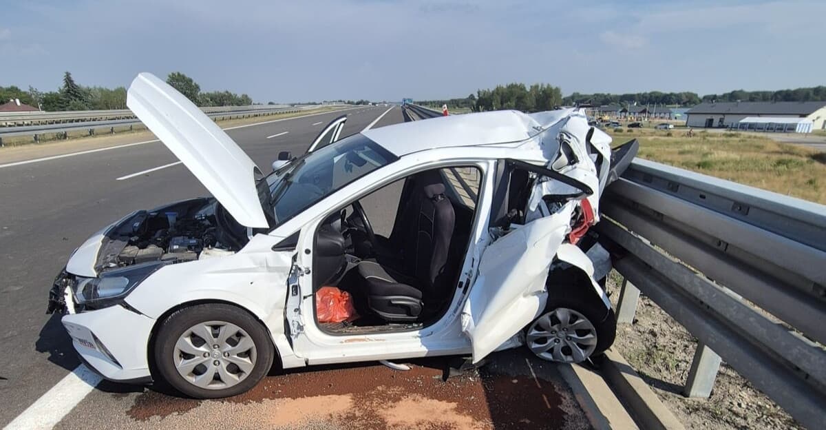 Wypadek na autostradzie A4. Dwie osoby trafiły do szpitala...