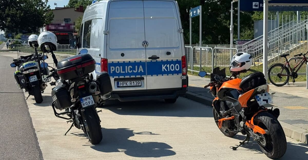 Kierowcy stracili dowody rejestracyjne. Emisja spalin przekraczała normy [VIDEO,