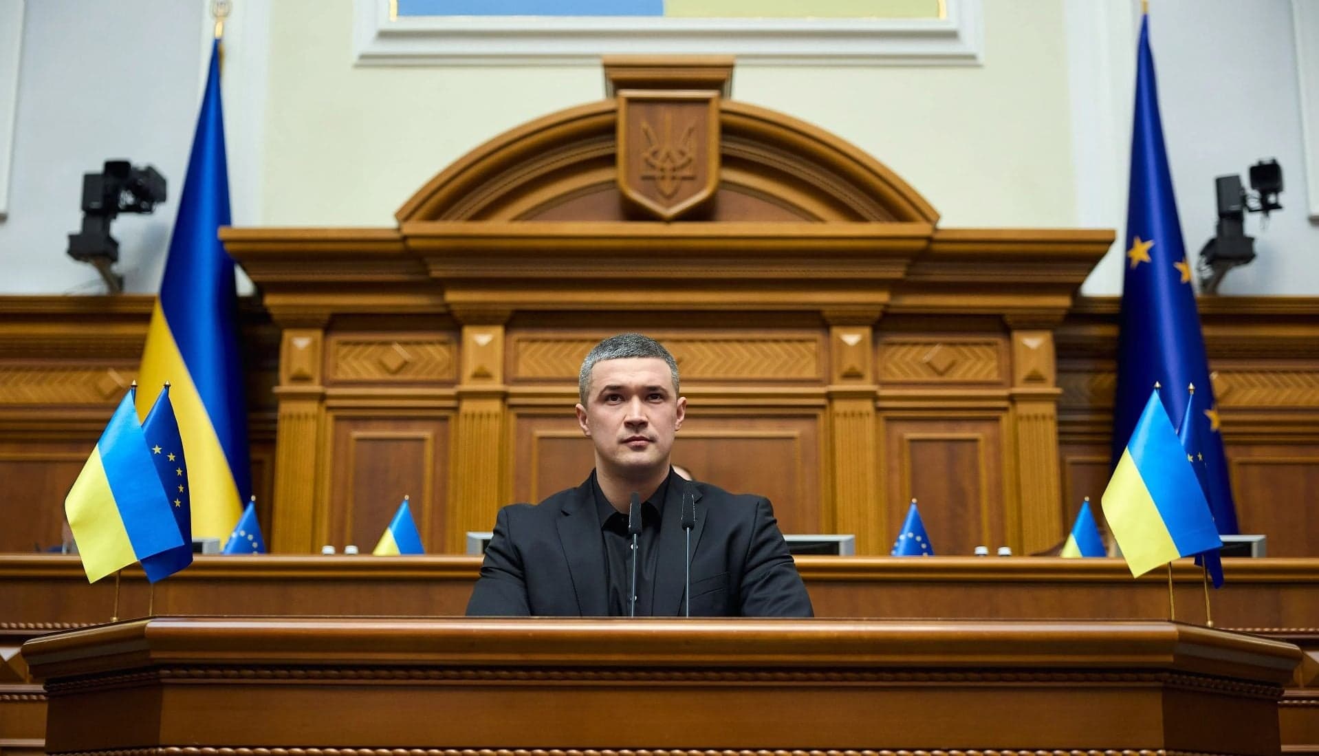 Nowe kontra stare. Ukraina protestuje po odwołaniu ministra obrony