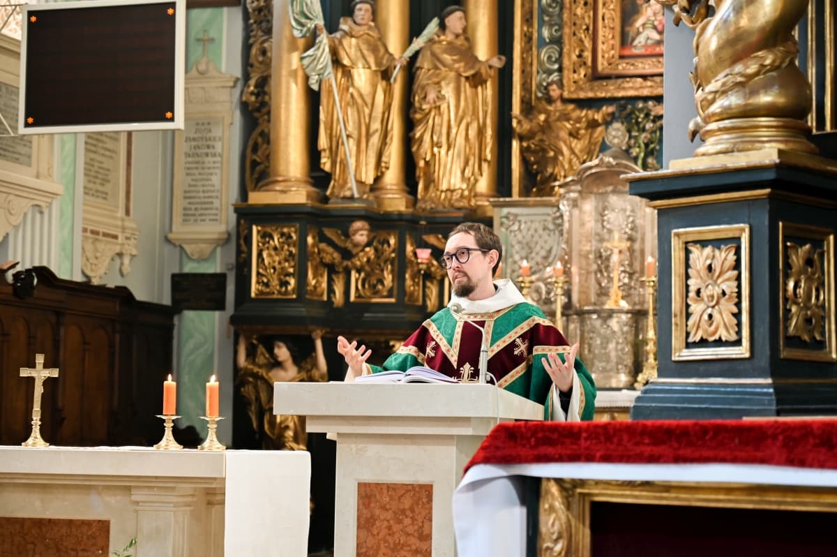 Rozmowa z przeorem Klasztoru Ojców Dominikanów w Tarnobrzegu, ojcem Mikołajem Walczakiem