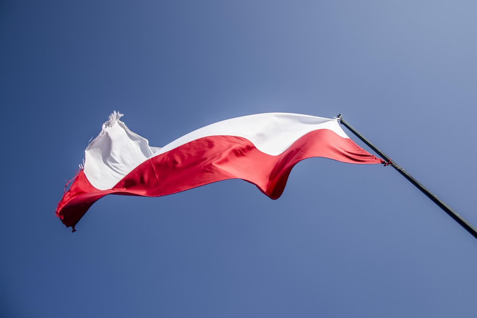Nowa Dęba. Niech zawisną flagi