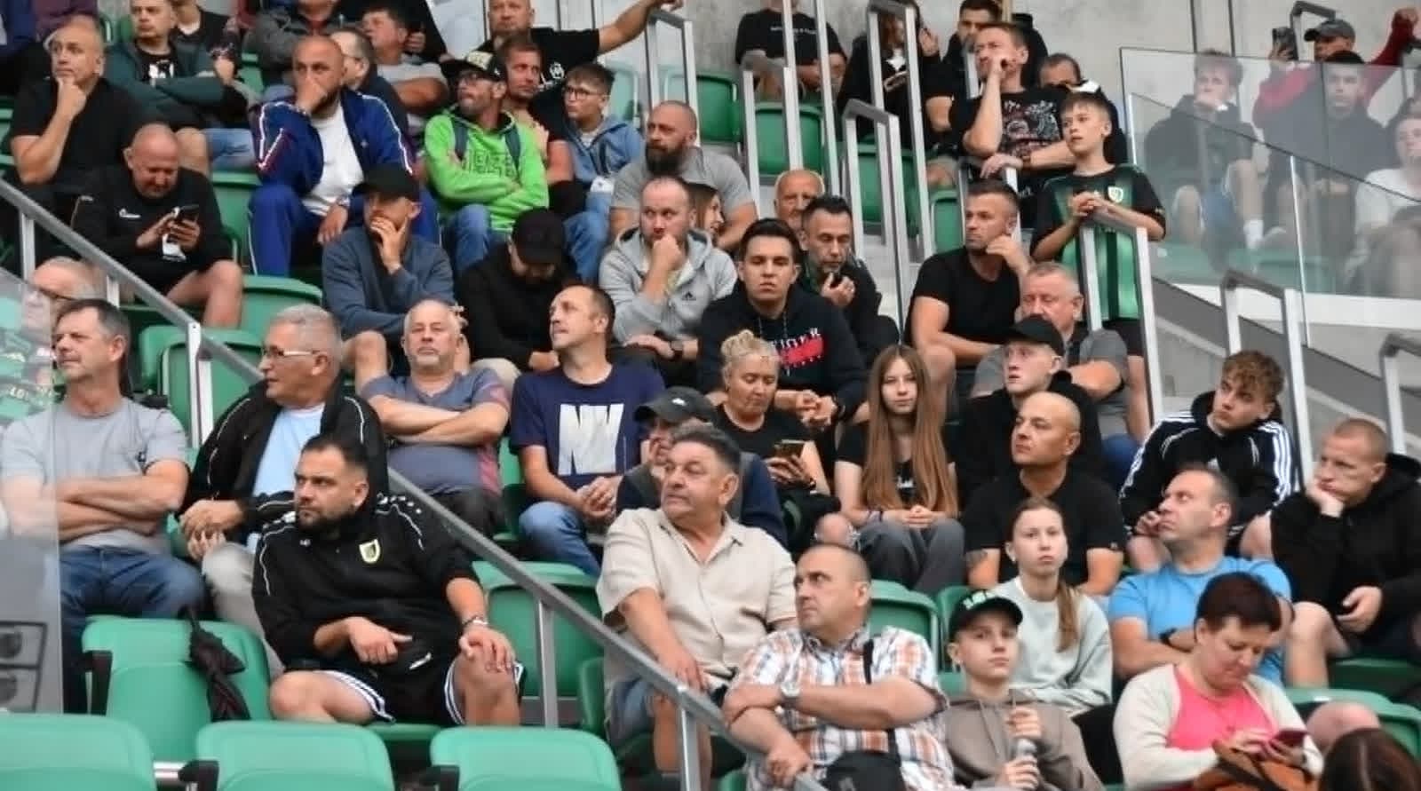 Stalowa Wola: Biznesmeni z USA i Monako chcą kupić klub Stal Stalowa Wola