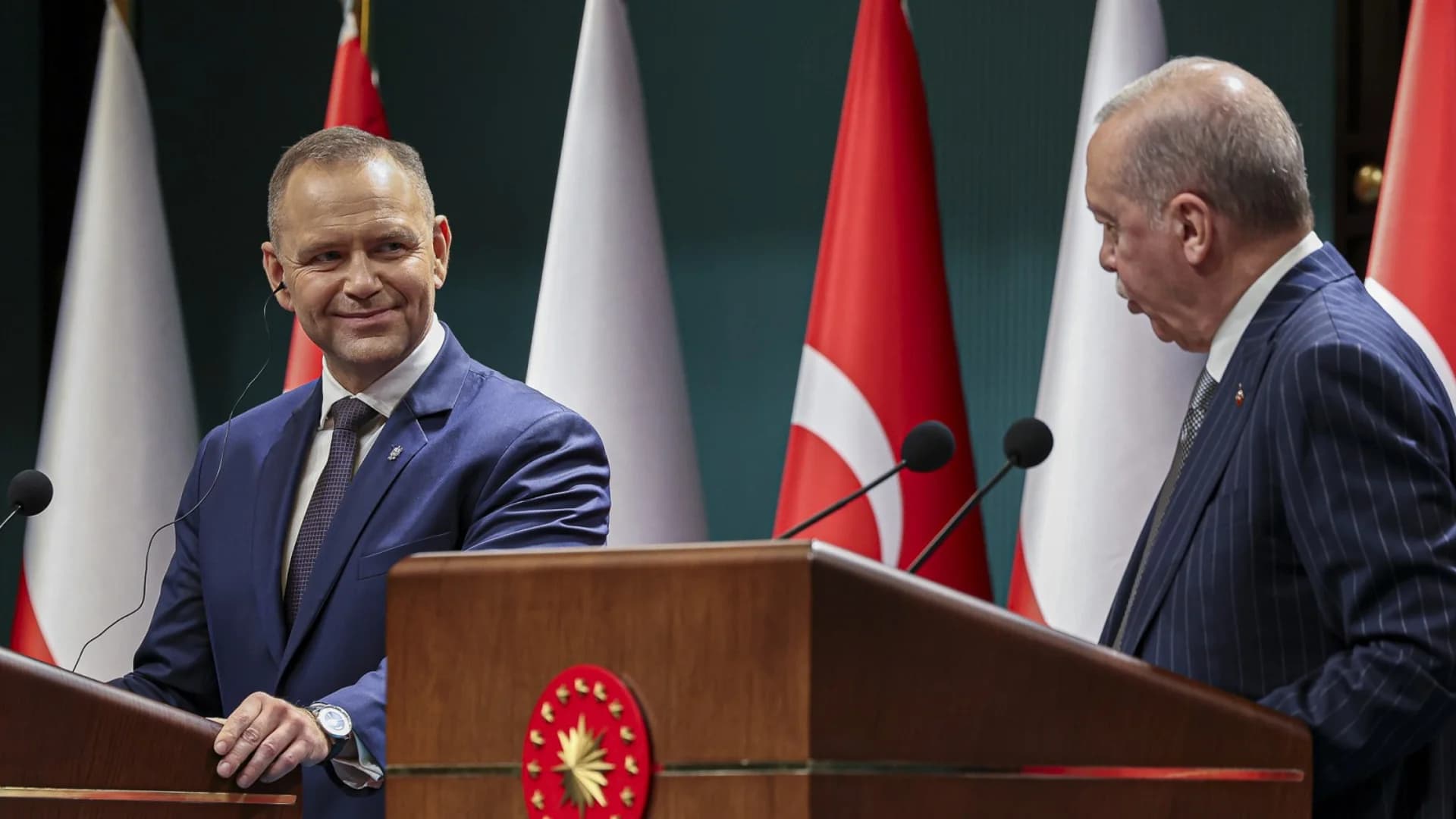 Zaskakujący prezent od Erdogana. Kancelaria Nawrockiego: Nikt nie będzie z niego strzelał