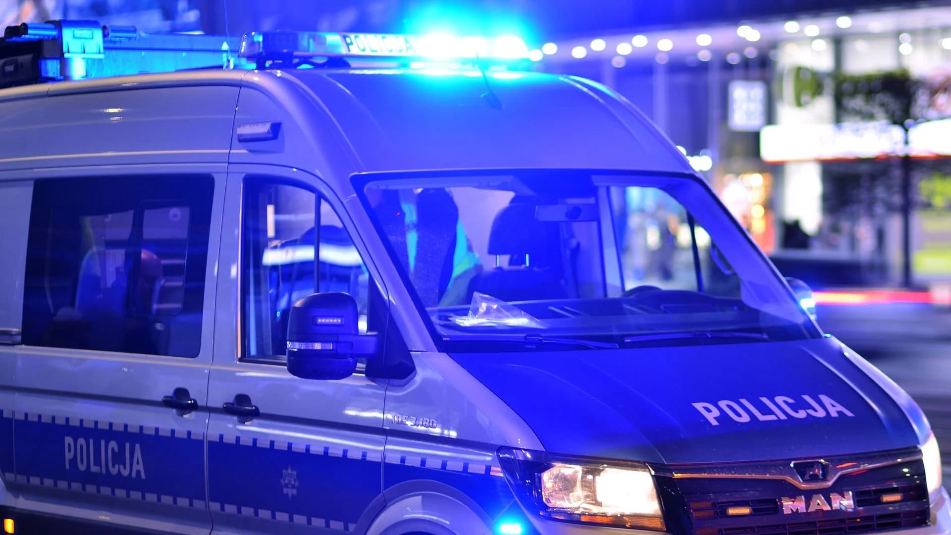 Pobili 60-latka, bo bronił chłopca z Ukrainy. Nagranie z tramwaju już bada policja