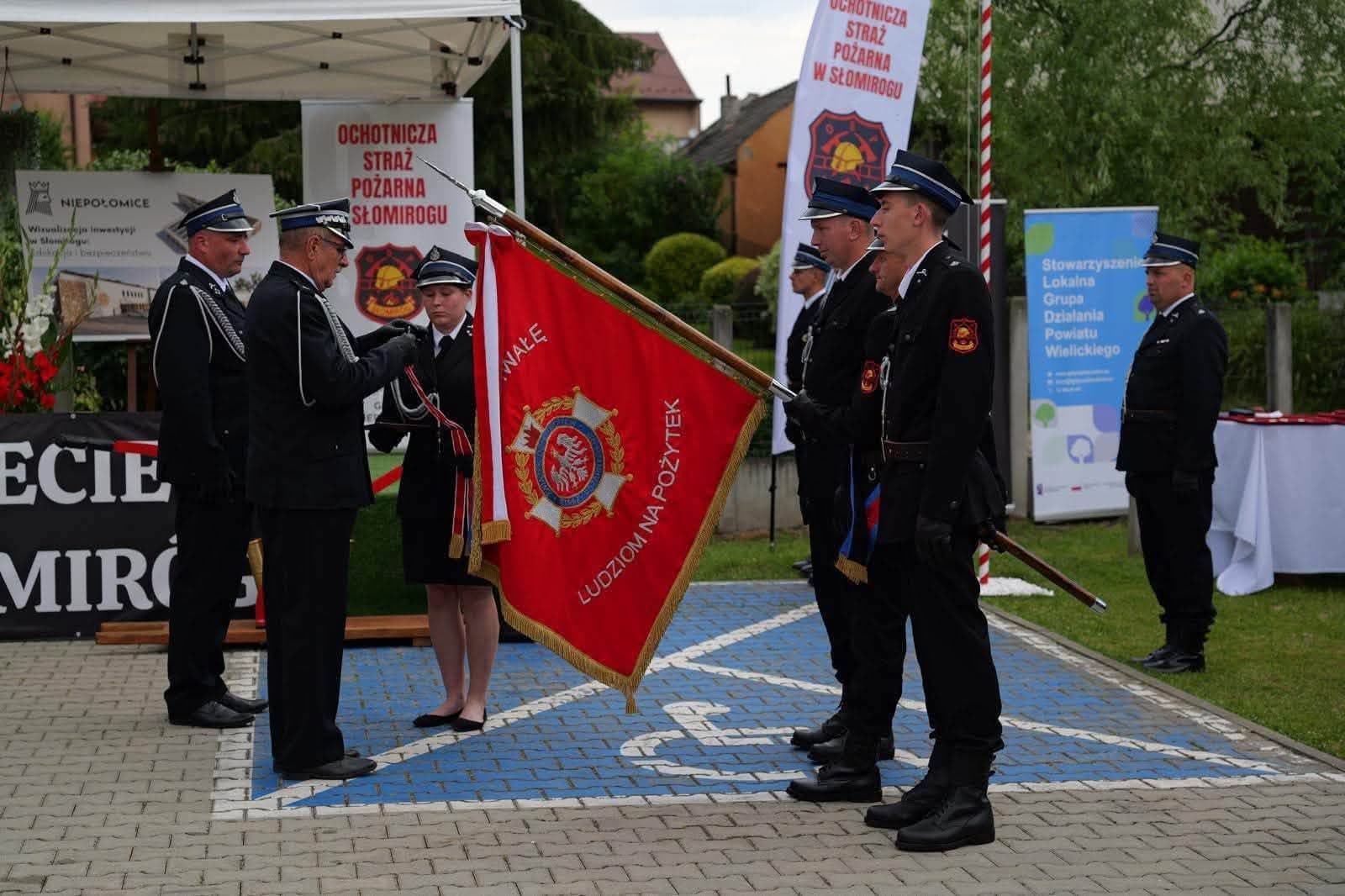 Sto lat służby mieszkańcom. OSP Słomiróg świętowała wyjątkowy jubileusz