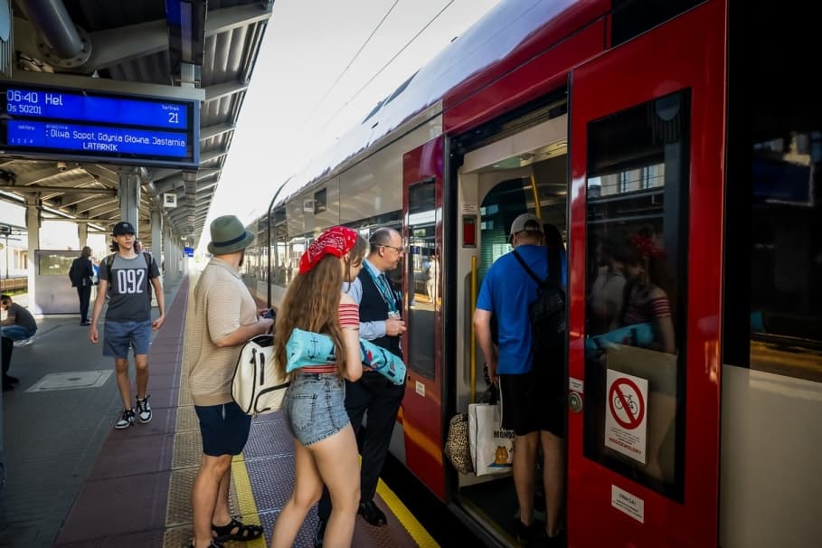 Wakacyjne pociągi wróciły na tory. Zobacz zdjęcia!