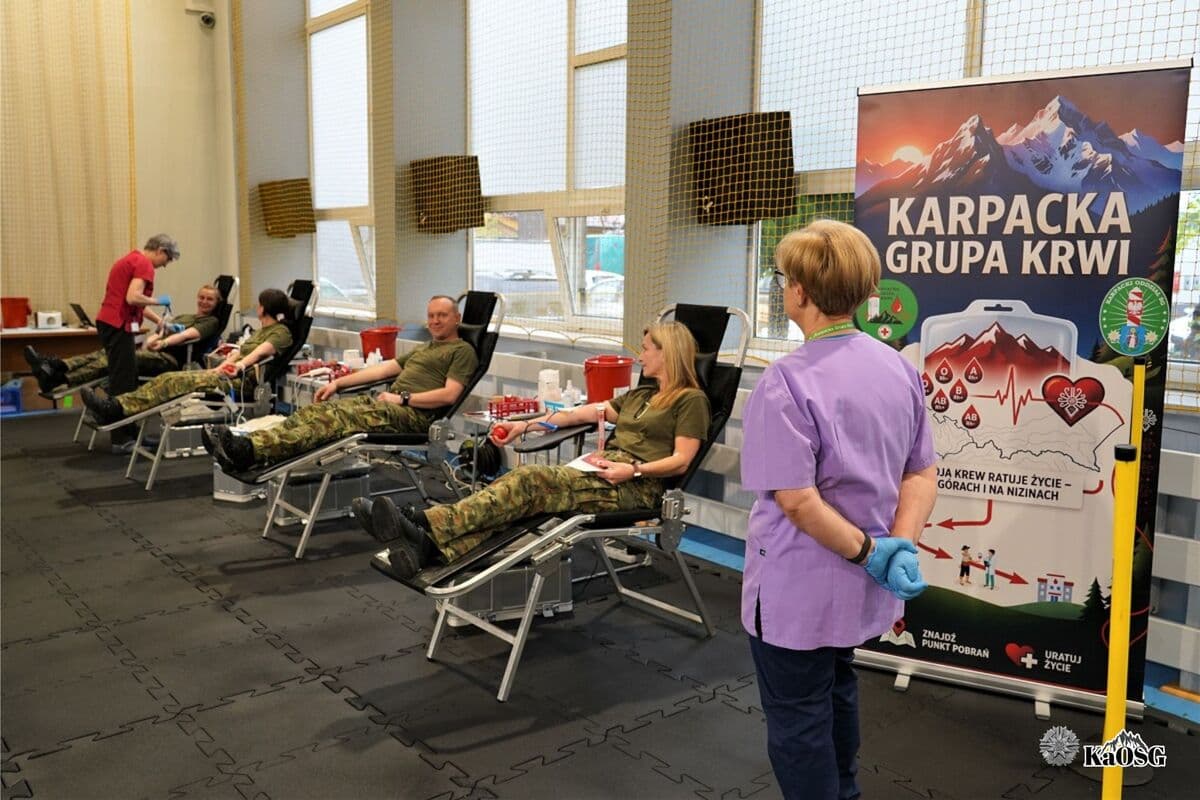 Ponad 35 litrów krwi dla potrzebujących. Strażnicy graniczni z Małopolski uczcili jubileusz wyjątkową akcją