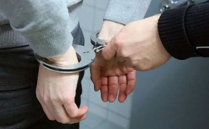 Promil i dożywotni zakaz nie zatrzymały kierowcy ze Skody w Sulejówku