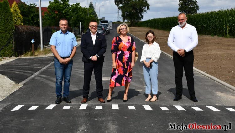 Zakończyła się przebudowa ulicy Mokrej w Bystrem
