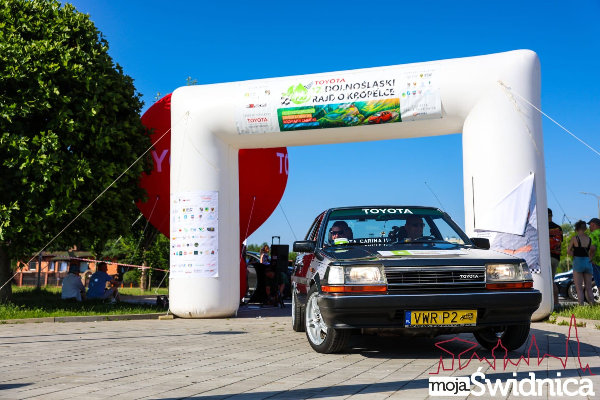 Nie prędkość, a ekonomia jazdy. Trwa 12. Toyota Dolnośląski Rajd o Kropelce [foto]