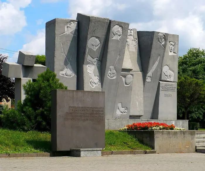 Dobieszków na pieszej trasie i przyrodnicza propozycja z powiatu zgierskiego