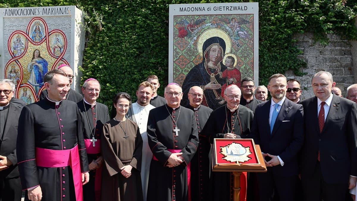 Wizerunek Matki Bożej Gietrzwałdzkiej w Ogrodach Watykańskich