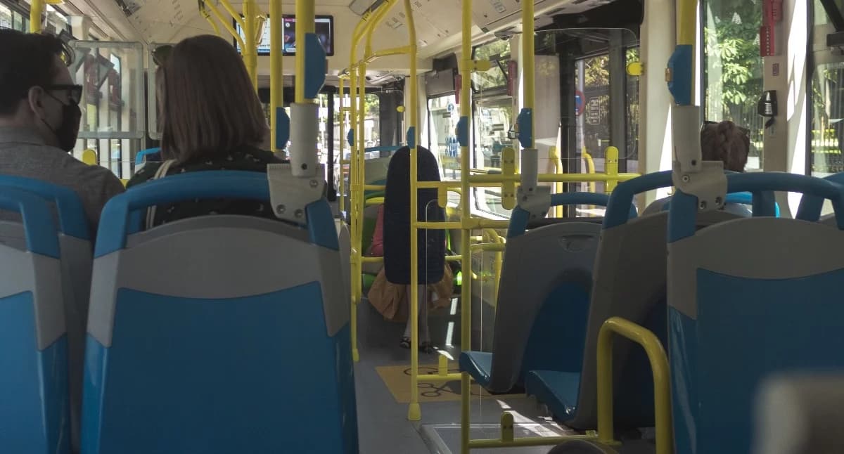 Obniżka cen biletów miesięcznych komunikacji miejskiej. Oto jak prezentują się stawki 1