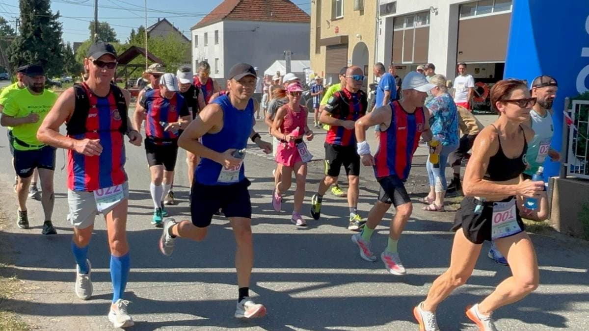Blisko 150 osób na starcie V Biegu Sławickiego. Część pokonała półmaraton!