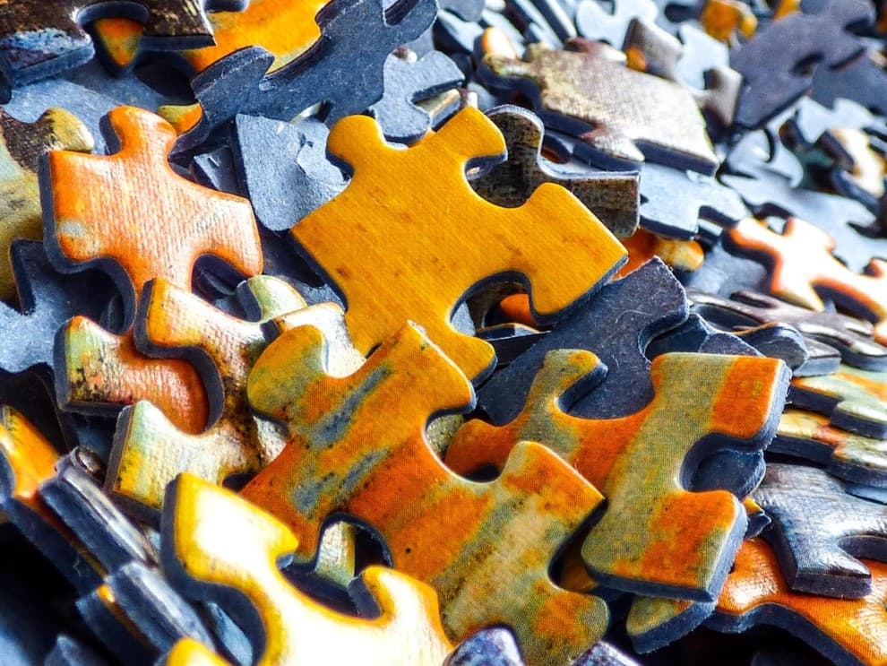 42 tysiące elementów, które łączą ludzi. W Opolu ruszyło największe wspólne układanie puzzli
