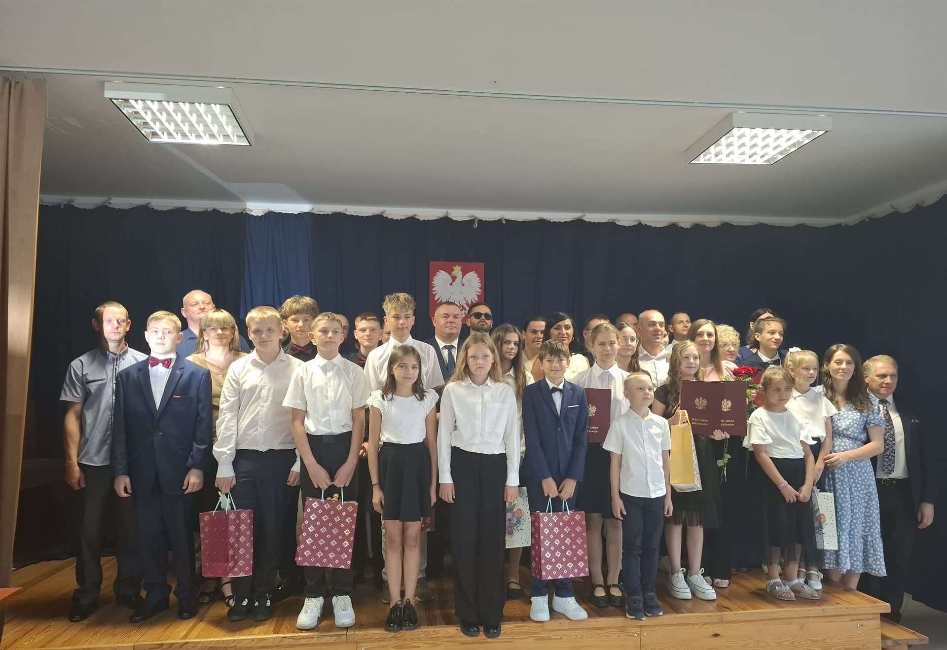 To oni są dumą Gminy Krzyżanów. Wójt nagrodził najlepszych uczniów [ZDJĘCIA]