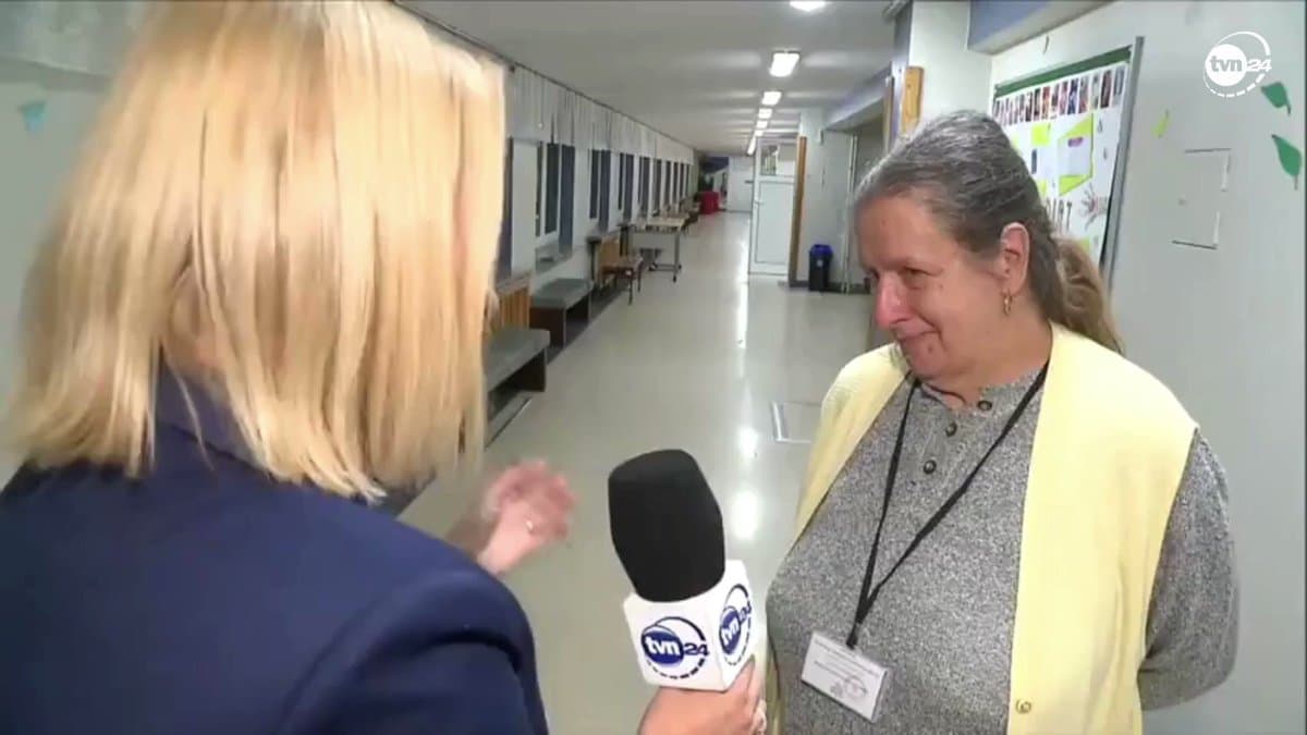 Głosowanie w komisji na warszawskiej Woli zakończyło się po północy. Z szefową komisji rozmawiała reporterka @tvn24. - Bardzo Wam dziękuję, rodacy. Tego się nie da opisać. Dziękuje, że czekaliście - przyznała wzruszona Jolanta Ławrynowicz-Filipiak. 👉https://t.co/WWoeJ6nVZ8 https://t.co/mx4p4165y4