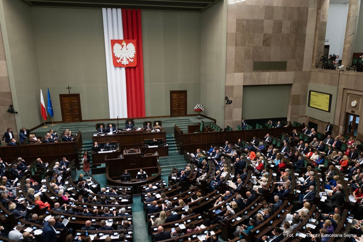 Sejm uchwalił ustawę o ustanowieniu 11 lipca Narodowym Dniem Pamięci o Polakach – Ofiarach Ludobójstwa dokonanego przez OUN i UPA na ziemiach wschodnich II Rzeczypospolitej Polskiej. https://t.co/dVkXqgyKUg