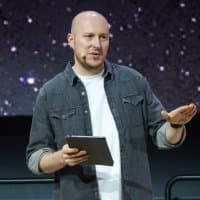 Cypr, Węgry, Włochy i Niemcy mają być państwami, które najostrzej sprzeciwiają się wycofaniu Rosji z systemu SWIFT. Jaką drogą, skoro zbrojna jest wykluczona, Europa chce zatrzymać agresywną politykę Putina? W momencie, gdy na Ukrainie giną ludzi, takie kalkulacje to sabotaż.