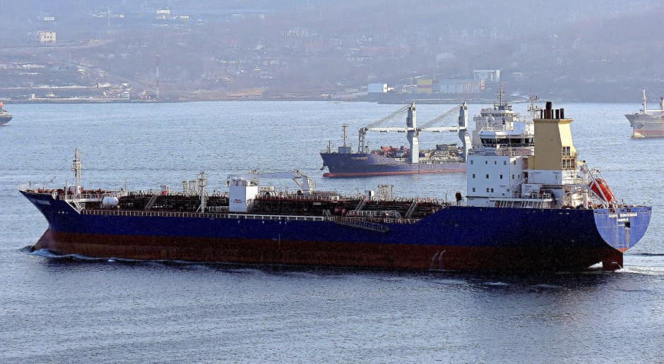 Dzisiaj, 8:38 Ropa prawie bez zmian: inwestorzy śledzą Ormuz i sygnały OPEC+ o wyższych dostawach