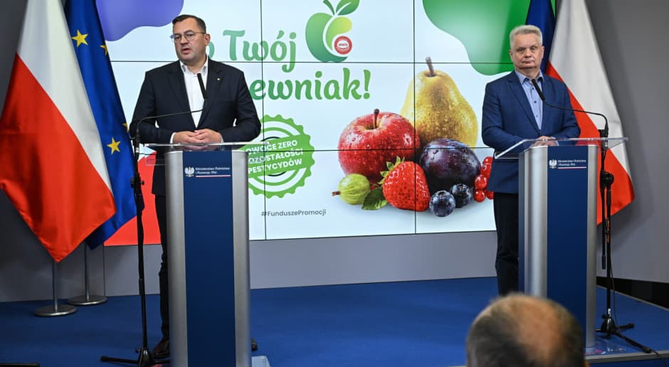 Fakty „Ten biznes się nie skleja”. Minister odpowiada na sprawę sprzedaży gospodarstwa