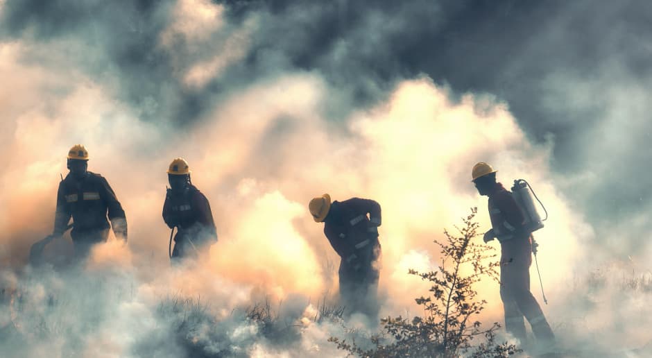 12 osób zginęło w pożarze lasów w Hiszpanii. Część ofiar znaleziono w samochodach
