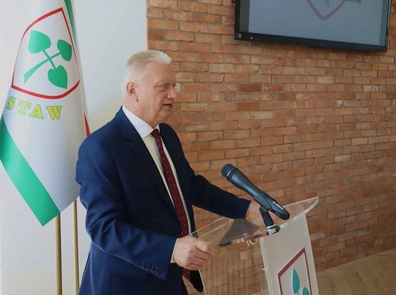 Burmistrz Nowego Stawu z wotum zaufania i absolutorium za 2025 rok