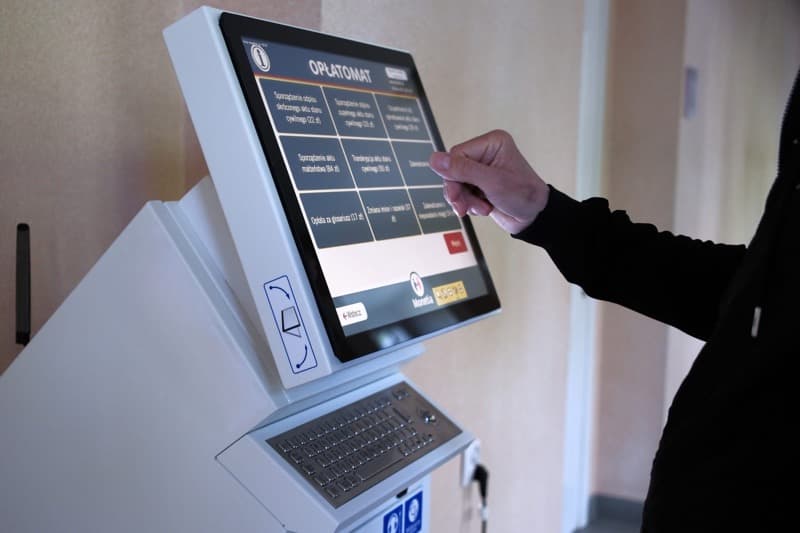 Malbork. Opłaty w urzędzie – nowe godziny kasy i “opłatomat”