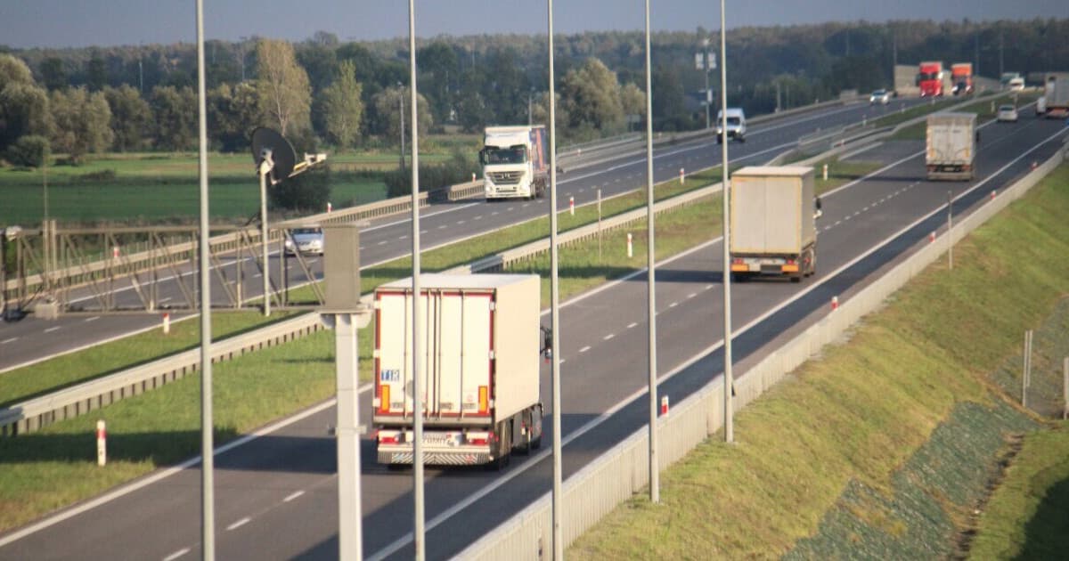 Dramatyczne zdarzenie na drodze S5! Mężczyzna skoczył z wiaduktu