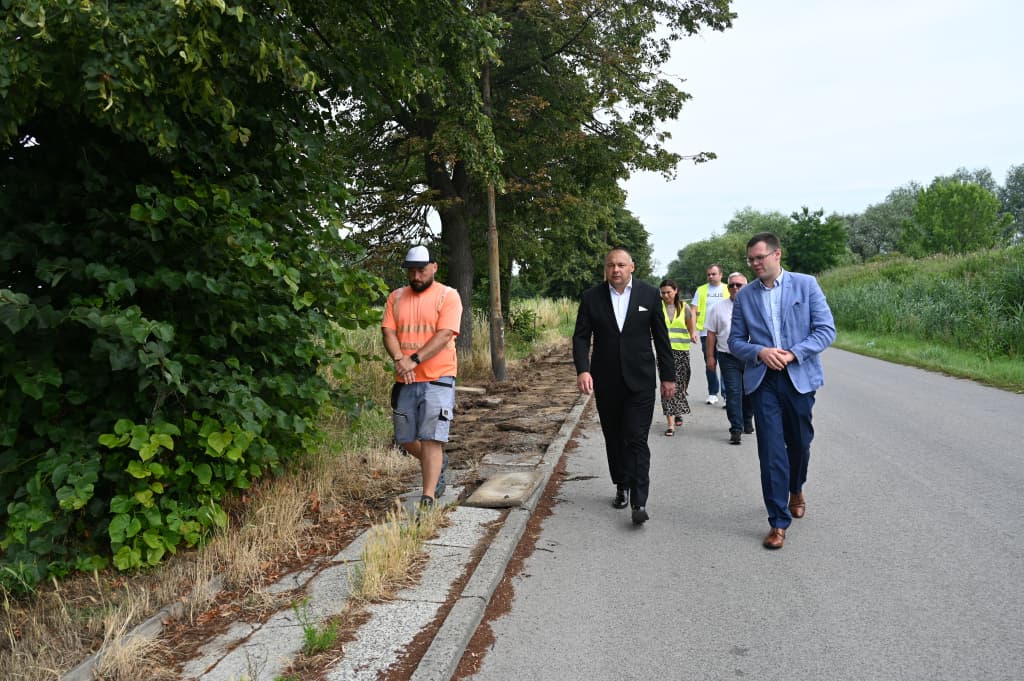 Na drogach powiatowych praca wre – przegląd realizowanych inwestycji