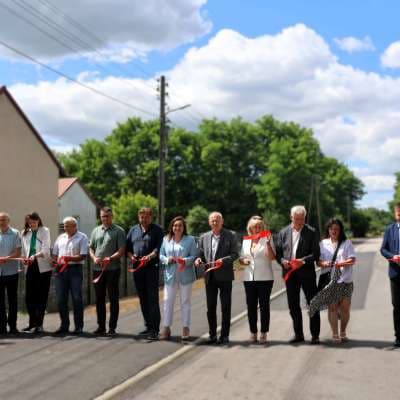 Nowe pobocze w Nowej Wsi już służy mieszkańcom Zakończył się remont pobocza przy drodze powiatowej nr 1023S w miejscowości Nowa Wieś (gmina Dąbrowa Zielona). Uroczyste zakończenie inwestycji zgromadziło… 03 lipca, 2026