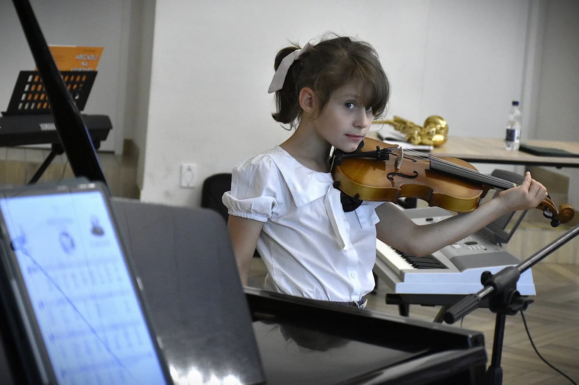 WiadomościRekordowy popis talentów w Ognisku Muzycznym we Włoszakowicach50 uczniów zakończyło rok nauki gry na instrumentach. Na scenie wystąpili najmłodsi, młodzież i dorośli.25 czerwca 2026·1 MIN·4 WYŚWIETLEŃ