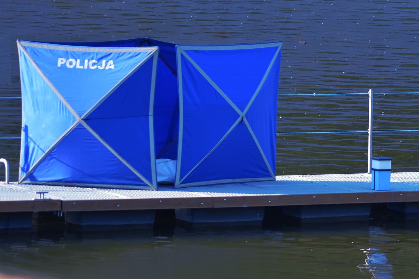 Utonęły dwie osoby, policja apeluje o czujność nad wodą