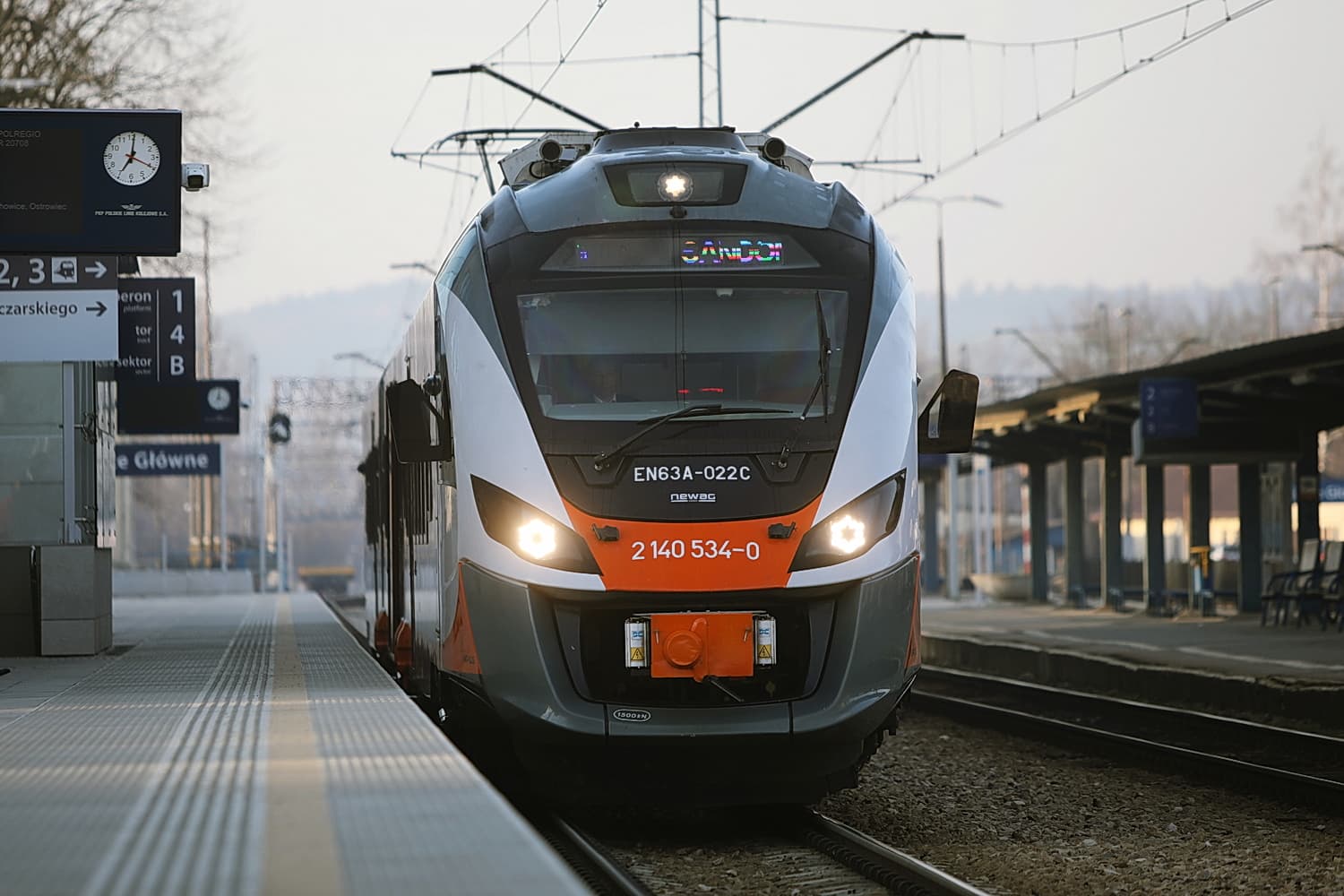 Awaria infrastruktury kolejowej. Blisko 260 pociągów odwołanych