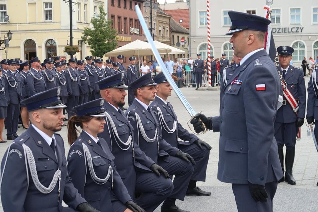 Rawicz gospodarzem Święta Służby Więziennej. Wręczono awanse i odznaczenia Rawicz