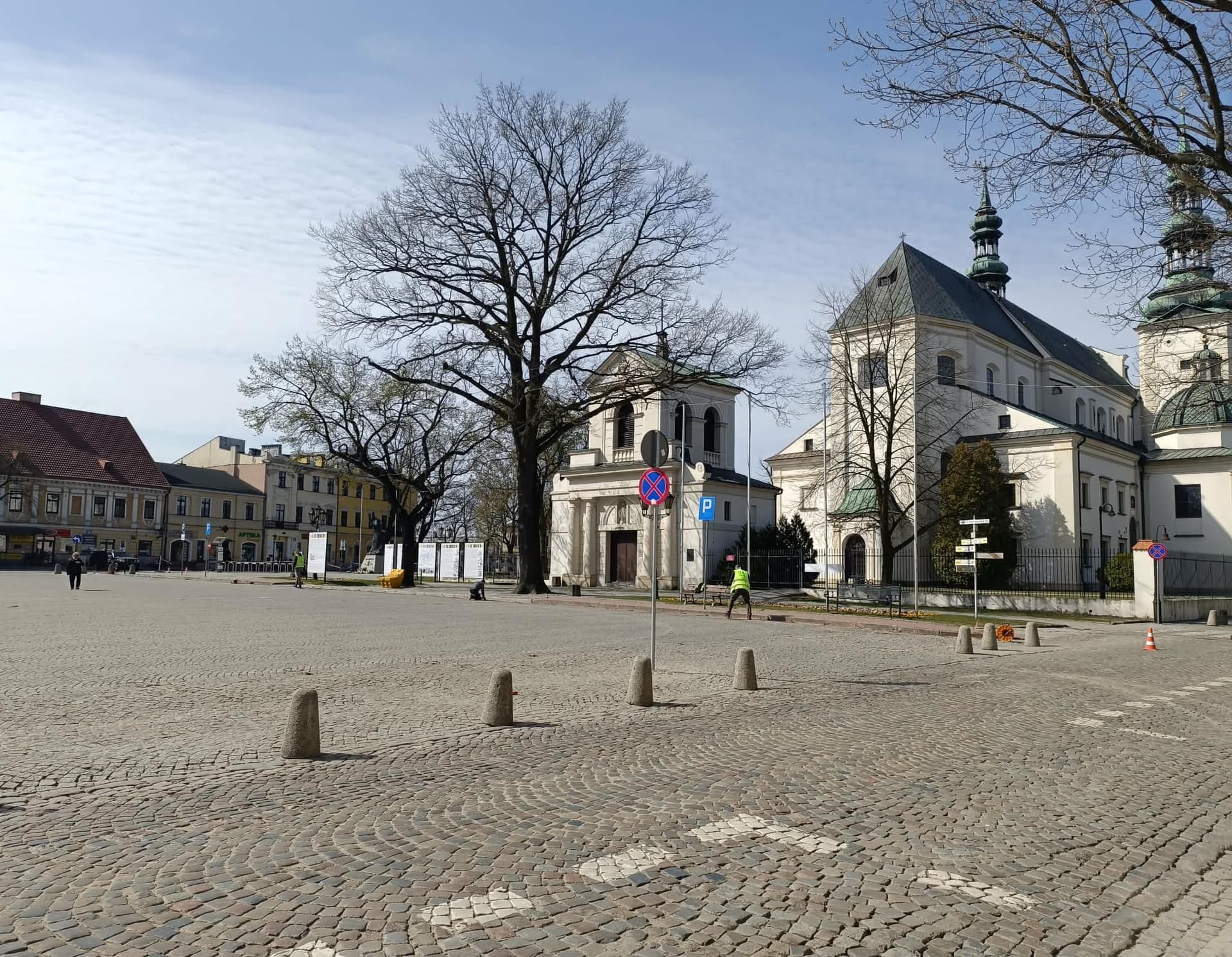 Co kryje się pod powierzchnią Starego Rynku w Łowiczu?