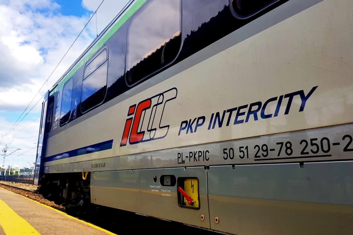Pilny komunikat PKP Intercity w sprawie upałów. Przed chwilą ogłoszono zmiany dla pasażerów