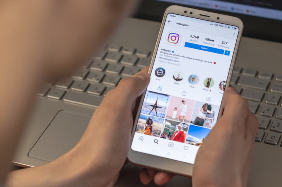 Meta pozwala na wykorzystanie twoich zdjęć z Instagrama w tworzeniu obrazów AI