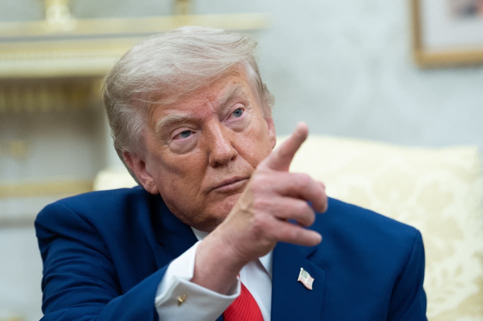 Trump zaostrza retorykę wobec Iranu. Mówi o uderzeniu w zapasy uranu