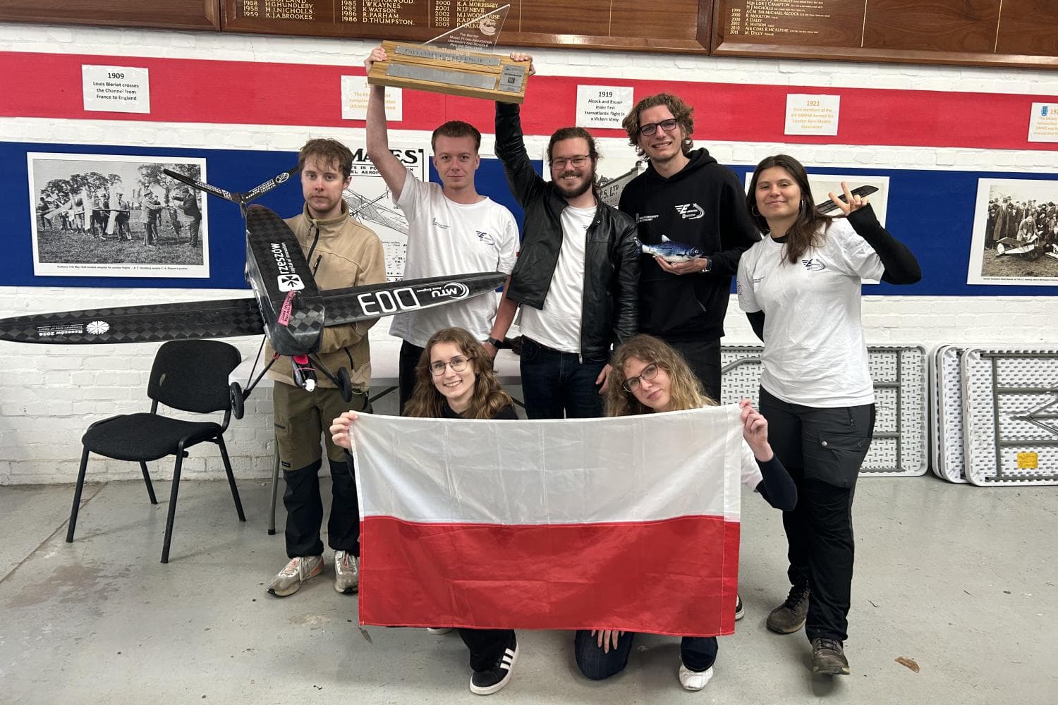 Studenci z Rzeszowa podbili Wielką Brytanię. Zdeklasowali konkurencję i sięgnęli po złoto [ZDJĘCIA]