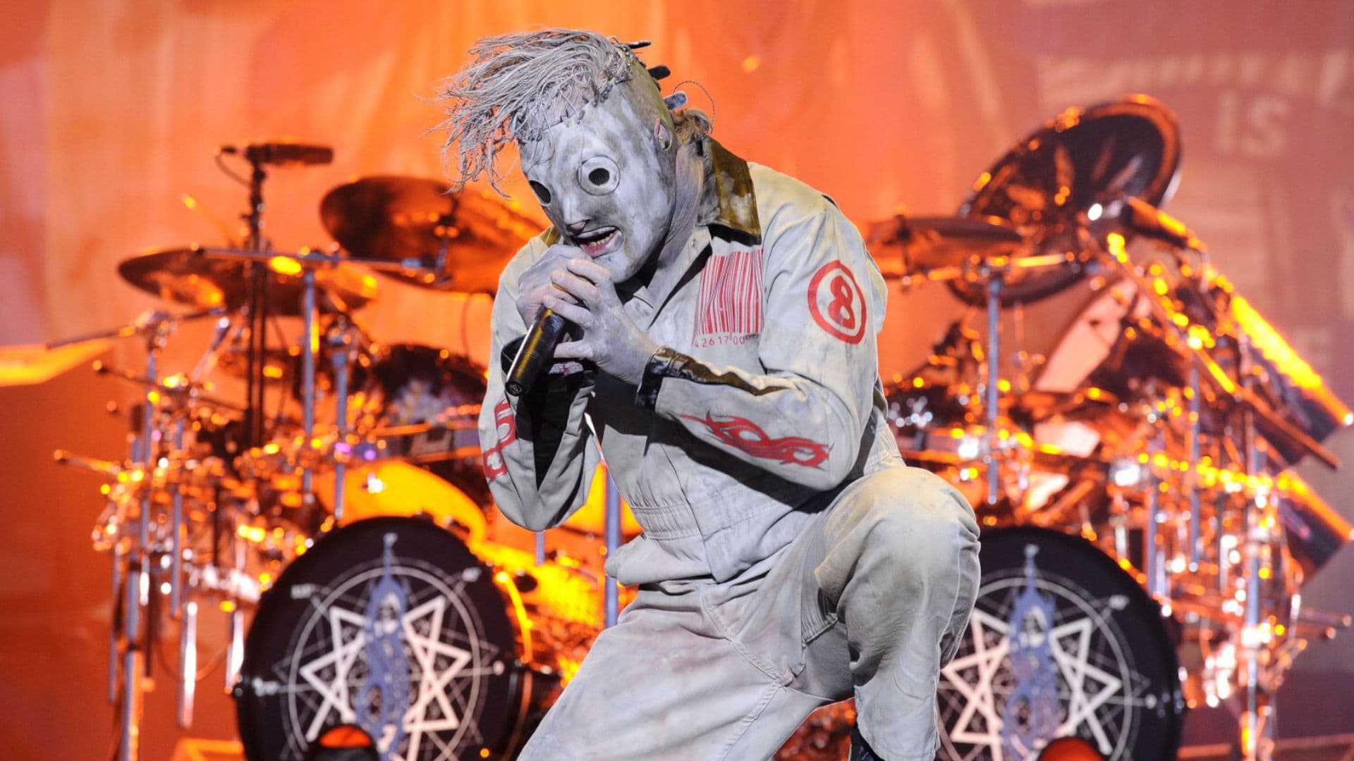 Równo 27 lat temu wyszła pierwsza płyta Slipknot. Zespół musiał usunąć dwa utwory