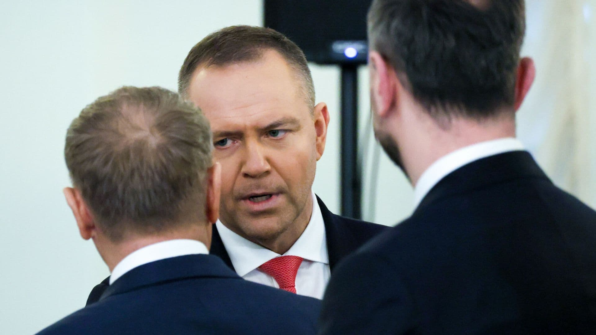 Ponad 65 proc. Polaków ma jasne oczekiwanie wobec Tuska i Nawrockiego